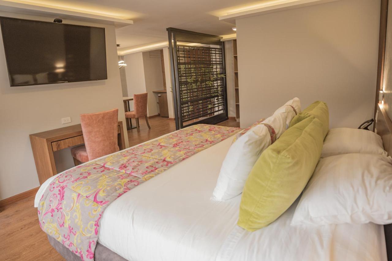 Hotel Ambato Dış mekan fotoğraf