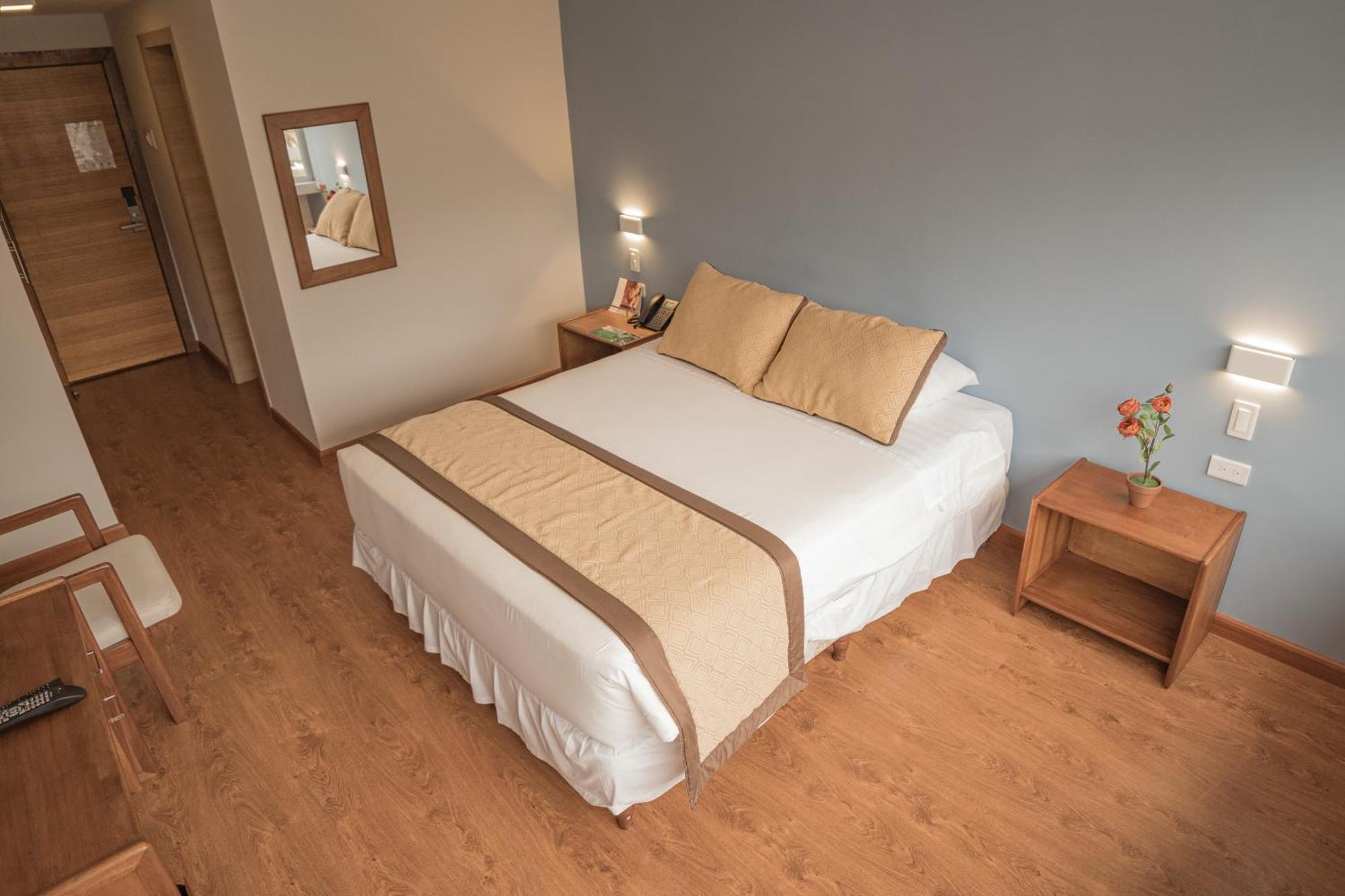 Hotel Ambato Dış mekan fotoğraf