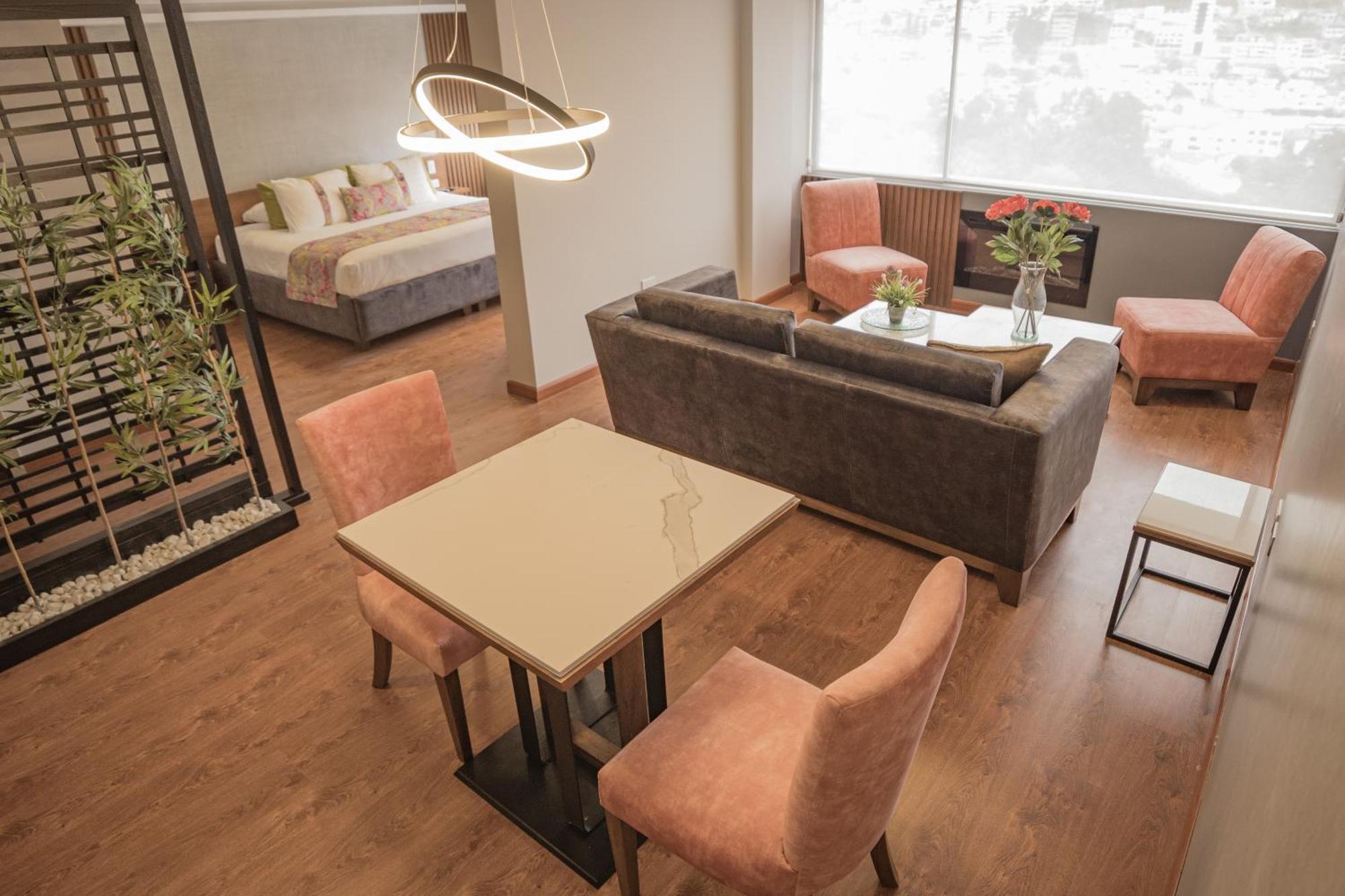 Hotel Ambato Dış mekan fotoğraf